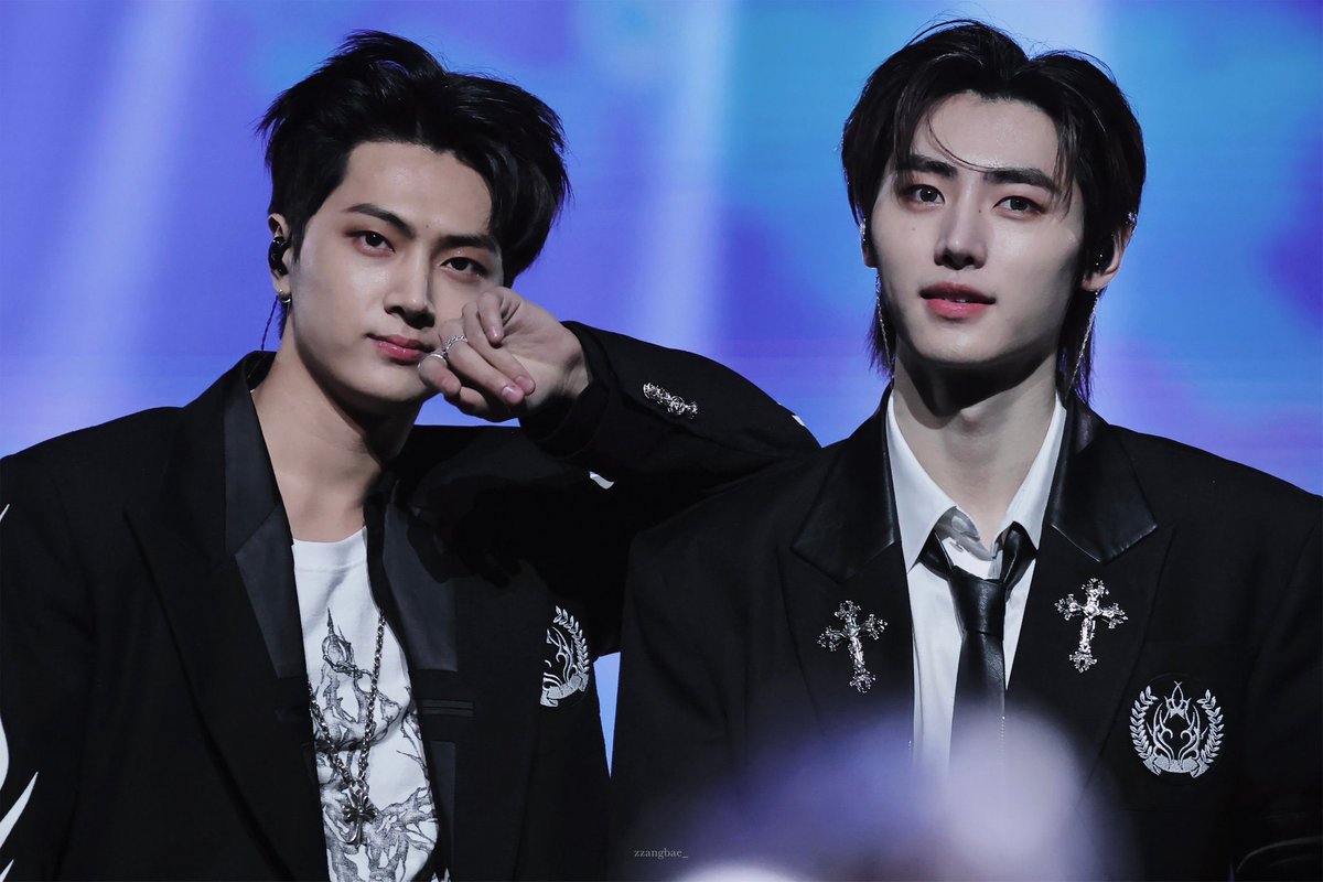 moonandenhypen's tweet photo. My only one unit #JAY #SUNGHOON https://t.co/RaWzihQ3v1