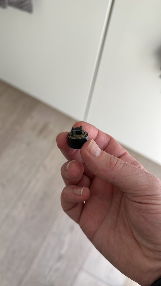 Crimes 🤮🤮🤮 tweet media