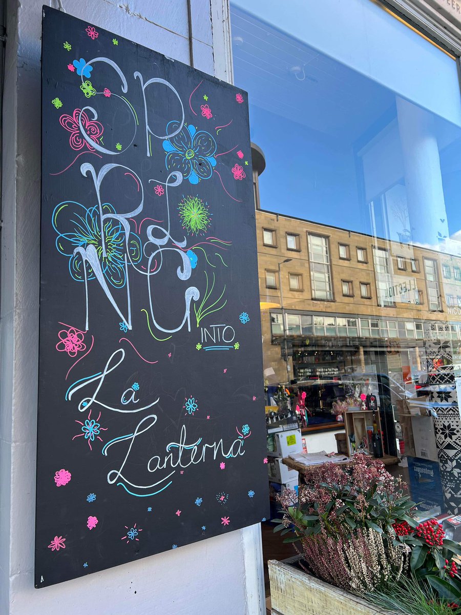 lalanternawest's tweet photo. Buona Pasqua a tutti 🐣

The restaurant is open today but closed tomorrow (Easter Monday). 🌷

#LaLanternaWestEnd #GlasgowWestEnd #Easter #EasterSunday #Glasgow https://t.co/tDvmSWE107
