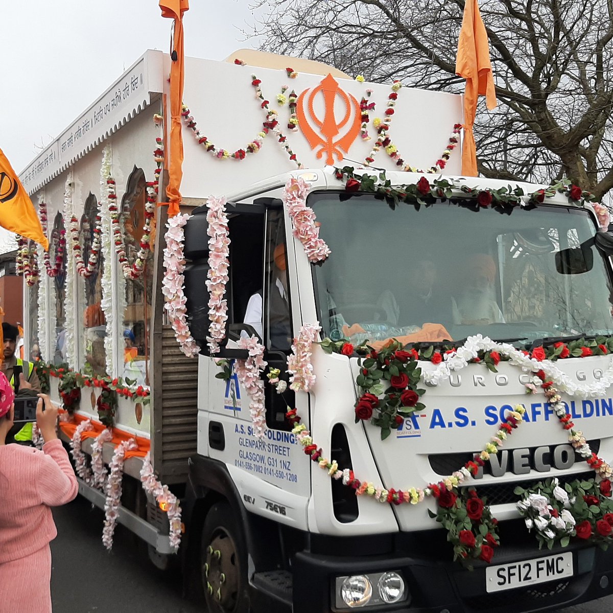 deepmathematics's tweet image. A beautiful day celebrating Vishakhi in Glasgow &apos;the birth of the Khalsa panth&apos; . Proud to be Sikh. Very thankful for the support from @PoliceScotland during the procession. @GlasgowGurdwara  @sikhsinscotland  @gnstglasgow @CentralGurdwara  #Diversity  #Sikhism