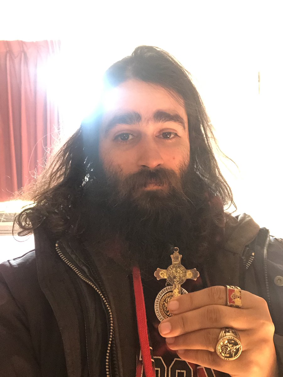 gloverzone's tweet photo. Happy Easter Day of Resurrection Ēostre - may the glory of new beginnings shine blessings to new opportunities. In Jesus Name o Odin AllFather Amen! ~ Mr. Wednesday #gloverzone #easter 🇺🇸 https://t.co/zlKf6a9aOy
