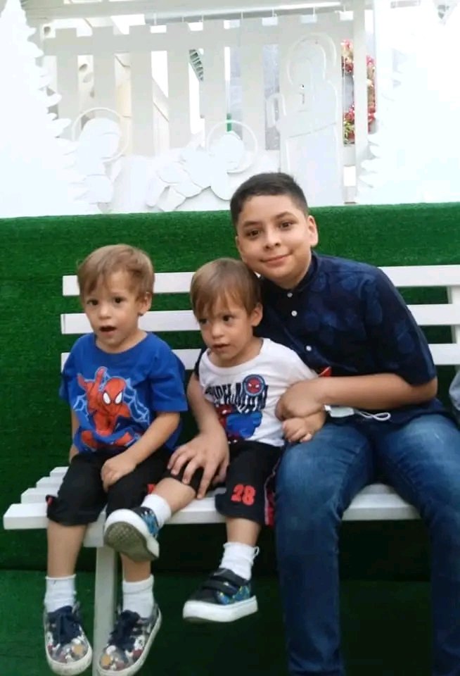 Mis amores 😍 los amo 💓❤️💓 doy gracias a dios por mis tres hijos, el señor me los cuide y guarde