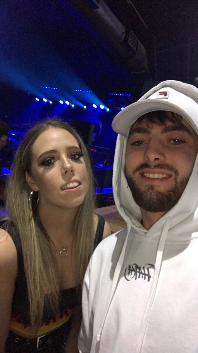 Gibsonsbabe's tweet photo. Happy birthday Jack! 🥳, have an amazing birthday and an awesome birthday show, here’s some pics through the years ahaha, see ya at notts 🖤x 
@TheHaraJack https://t.co/JFe3hKdT4b