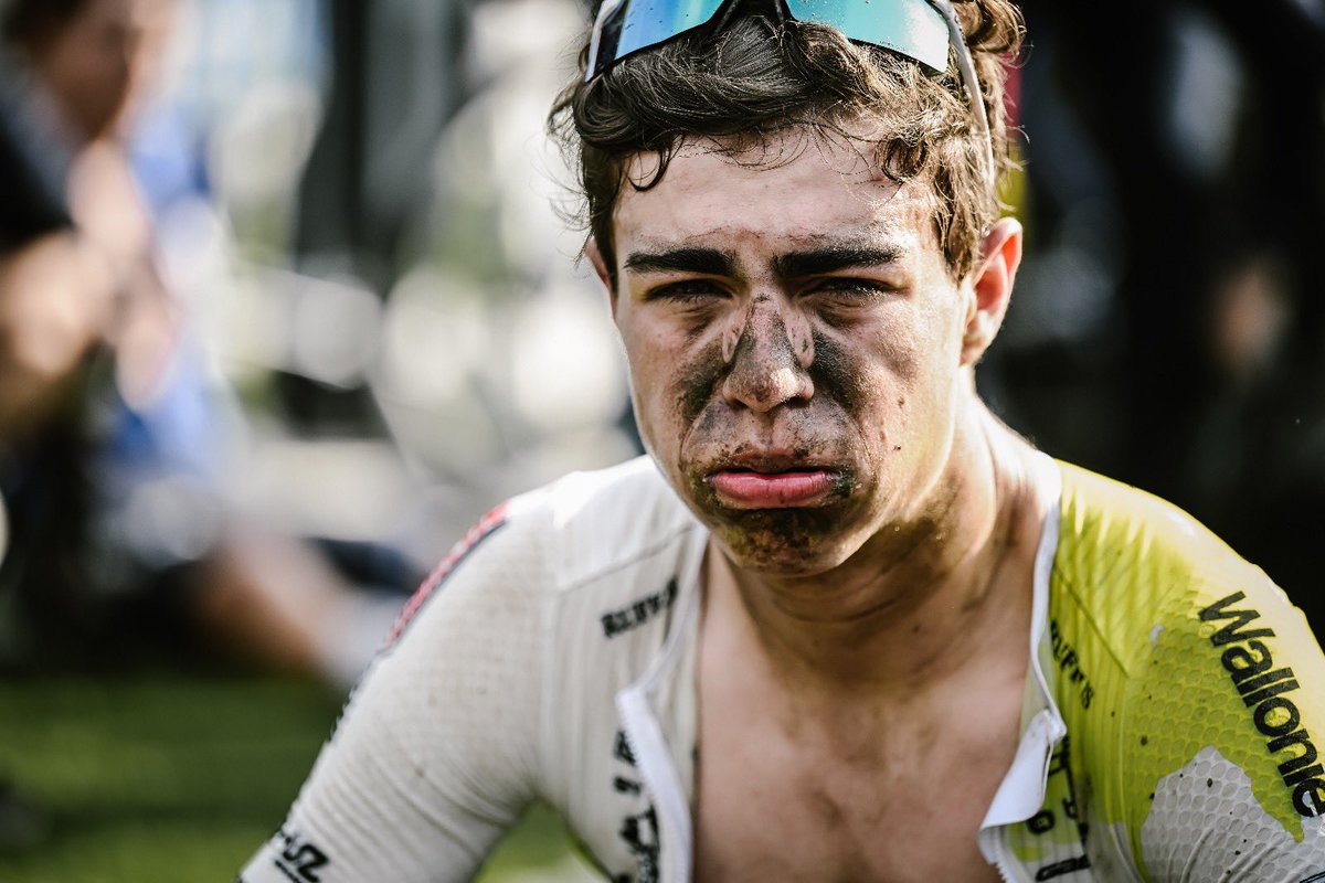 parisroubaix's tweet photo. 😈 #ParisRoubaix in one picture 

😈 #ParisRoubaix en une photo https://t.co/a4C8pHRI64