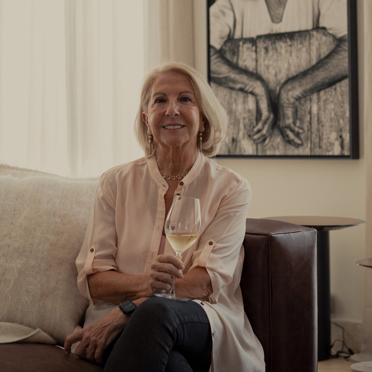 ¡Feliz cumpleaños, Susana! 🥂

Día tras día, Susana nos marca el camino por medio de su coraje, su pasión y su inigualable atención para con los detalles que marcan la diferencia. Hoy celebramos su natalicio con la convicción de seguir acrecentando su legado.