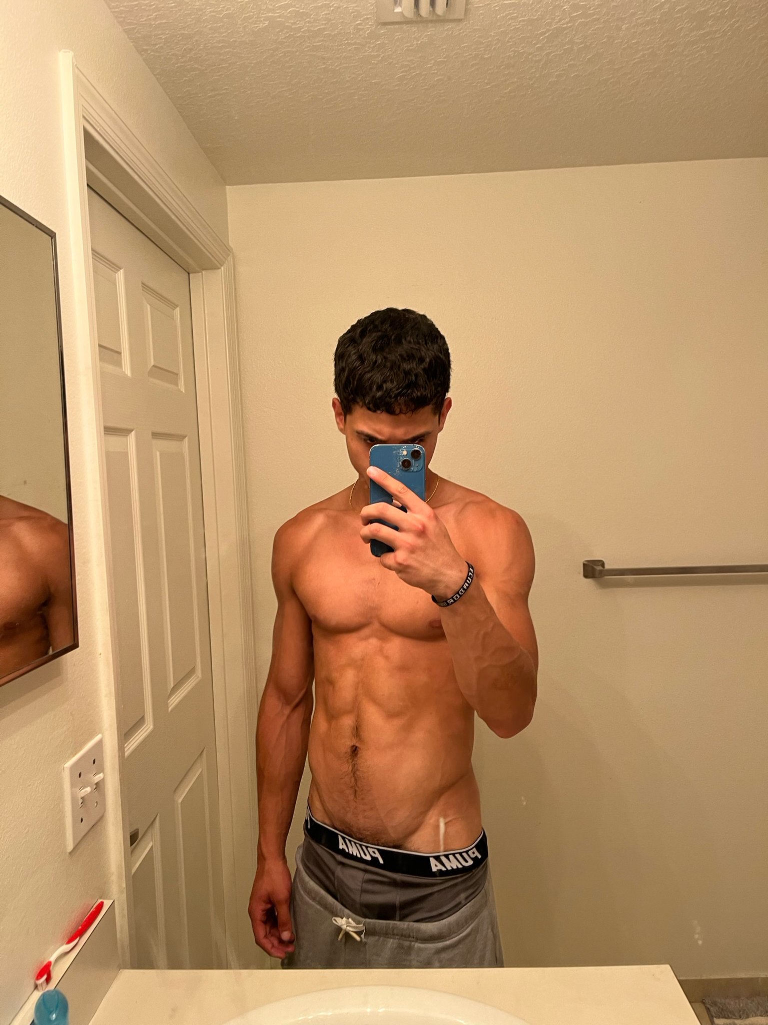 Javi on X: Can you keep up with me? t.co0XLbE3ceEU  X