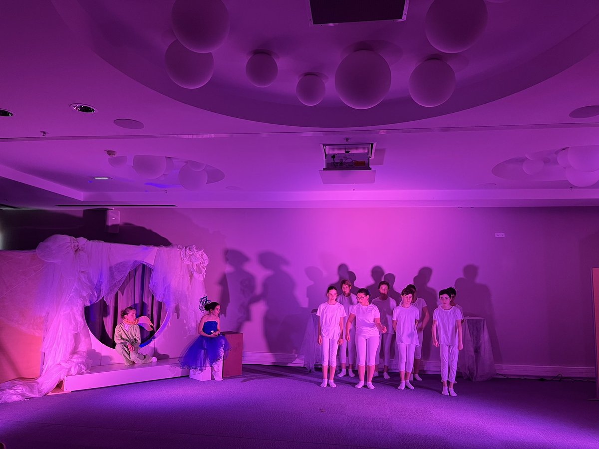 Collège Montesquieu tweet media