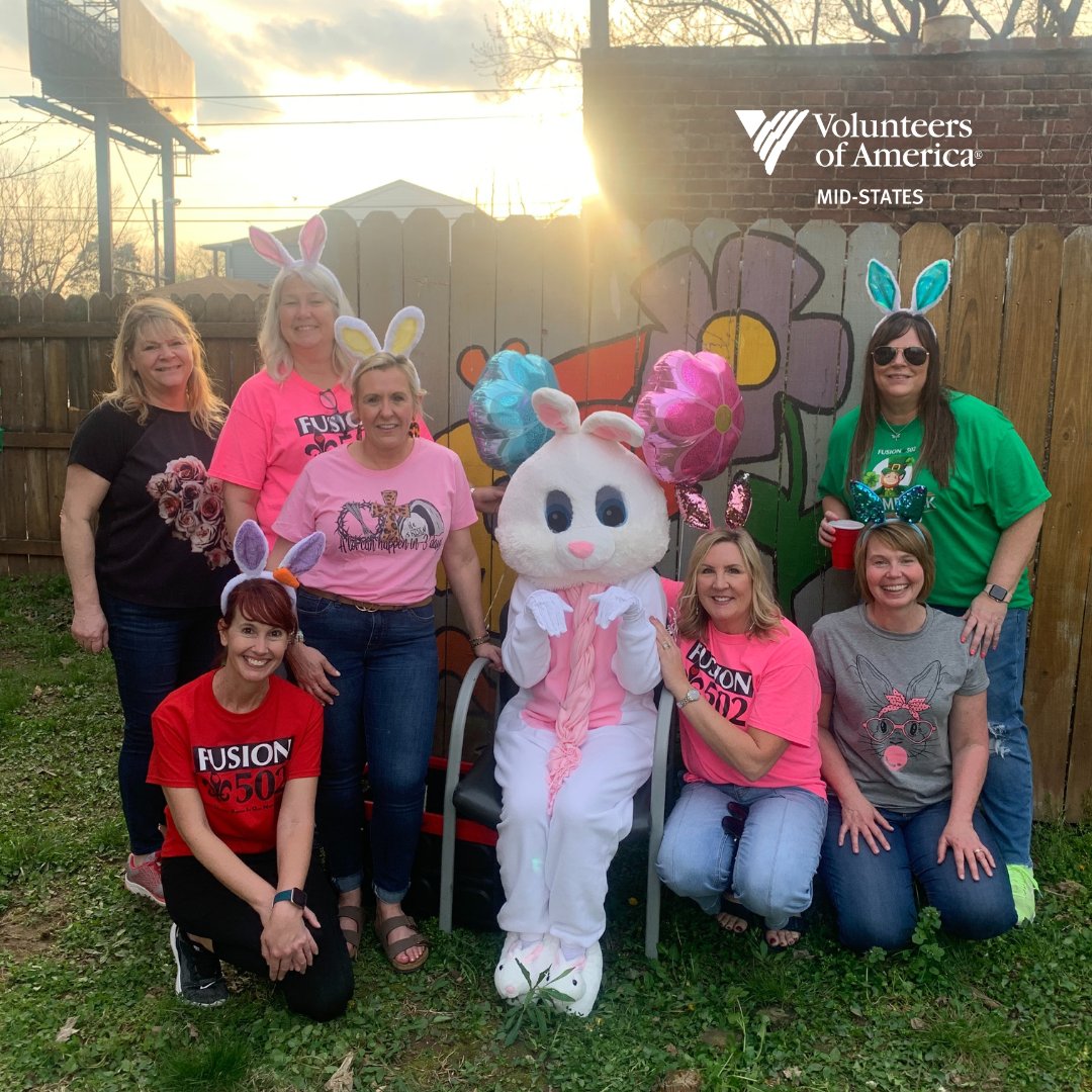 voamid's tweet photo. This Easter, our VOA families are overwhelmed by the love &amp; support they received from their community. 

Thank you, @AbbieGilbert &amp; our compassionate friends at @Humana, Fusion 502, @UPS &amp; @JLLouisville for your generosity. https://t.co/hImHxxcEqf