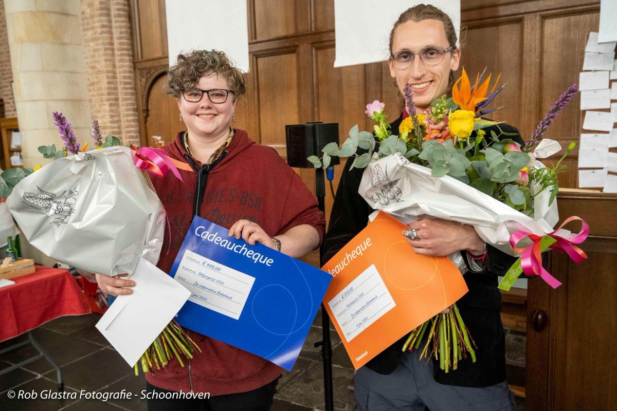 NationaleZilver's tweet photo. Tijdens de Nationale Zilverdag vind je op het @Rabobank Nieuw Talent Plein een gedeelte van de huidige studenten en recent afgestudeerden van de @vakschoolsch 
Zij krijgen de kans om hun werk te laten zien én te verkopen aan de ruim 20.000 bezoekers van de Zilverdag.
#Schoonhoven https://t.co/qWbLYckDIp