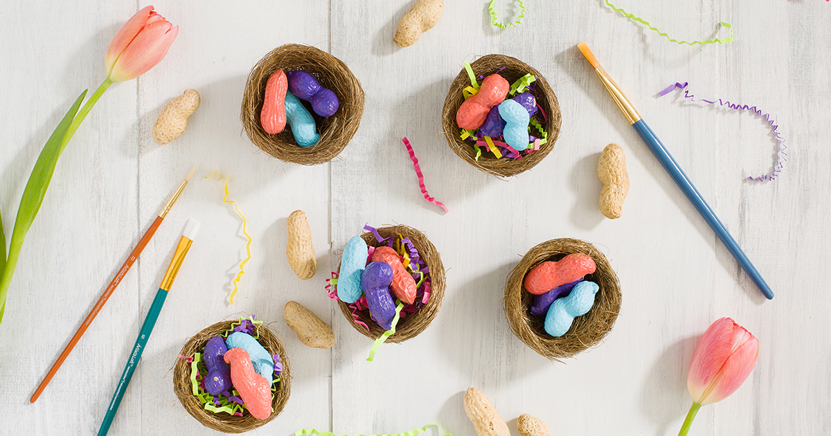 PeanutsCanada's tweet photo. Hop into Easter with some peanutty crafting 🥜🎨🐰 https://t.co/ieZdAC65NL