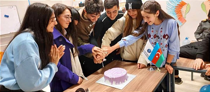 Dost çevrəsi, səmimi insanlar, gələcəyə gedən yolda inamla addımlamağımıza dəstək olan səmimi ailəyik. Bu ailənin məhv olmasını istəmirik 🙏💙
<a href="/presidentaz/">Ilham Aliyev</a> <a href="/1VicePresident/">Mehriban Aliyeva</a> <a href="/Youthfund_Az/">Gənclər Fondu</a> <a href="/AzerbaijanPA/">AzerbaijanPA</a> #GİKM #GİKMbağlanmasın #GİKMbaghlanmasin #Azerbaijan
#azerbaycan
🇦🇿