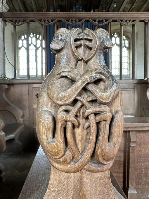 crighton5's tweet photo. Wandering Britain: St Mary's Church, Rougham. Norfolk. (Photo credit Simon Smith) #church #Rougham #architecture #Norfolk #woodensday #benchend https://t.co/zj0ro3SM8L