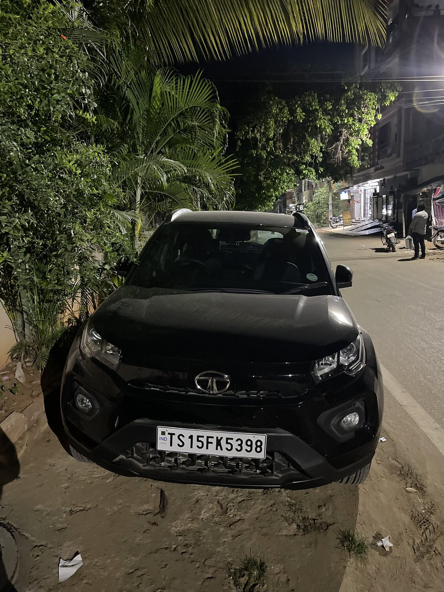 eysureshkumar's tweet photo. @cyberabadpolice @pschandnr_cyb Hello Sir ,Some unidentified vehicle is stopped in front of our house and left away checked with people beside our house . what should we do ? https://t.co/bQVX8pxPEF