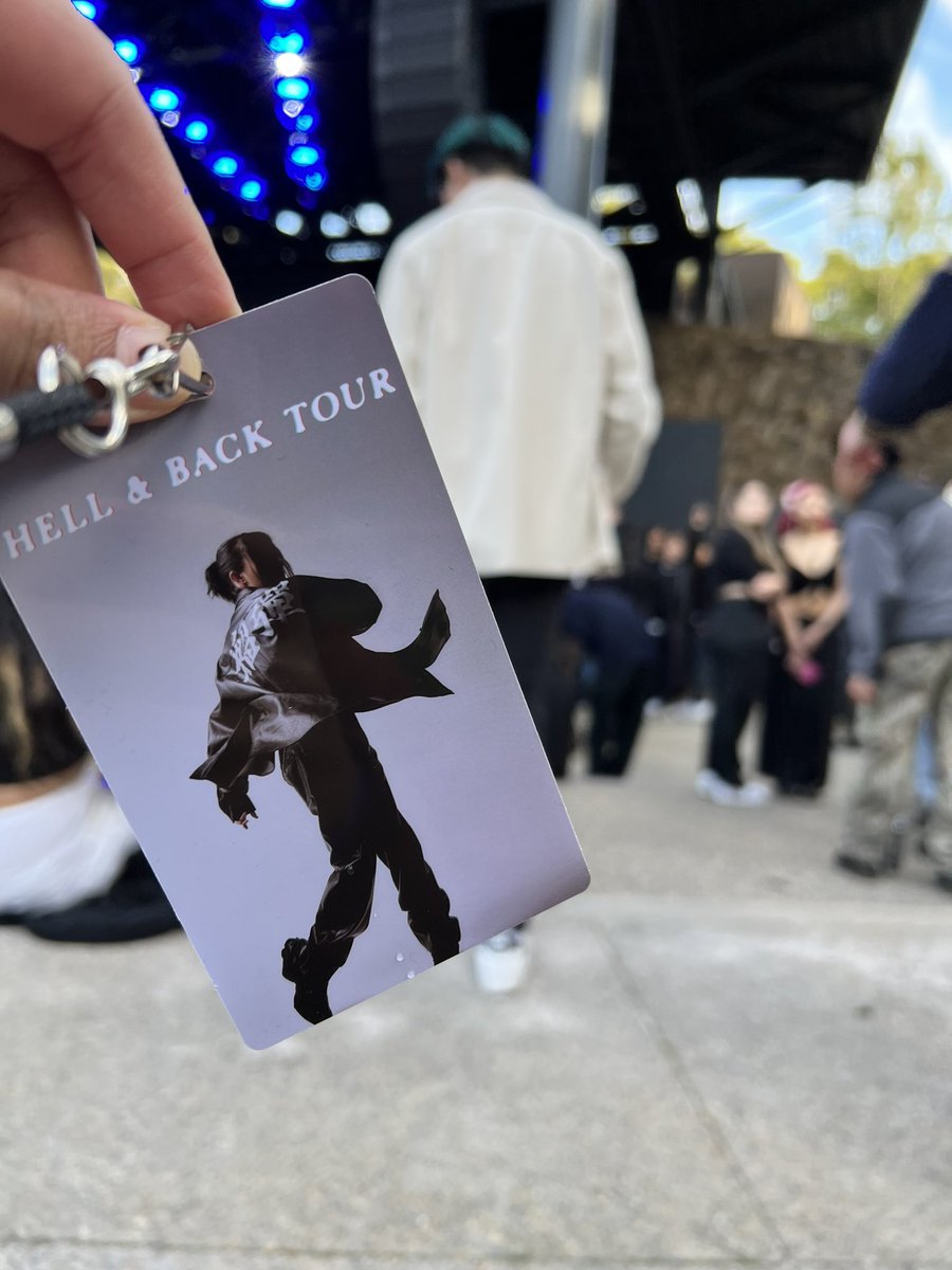 Rookiekingjohn's tweet photo. When you go to a keshi concert solo, 

It was fun!
Didn’t feel alone
The crowd sang along to Taylor swift love story
Keshi was amazing live and we beat Chicago in singing drunk loud and clear haha
Attendance was 8K sold out https://t.co/L9e7kRWDsE