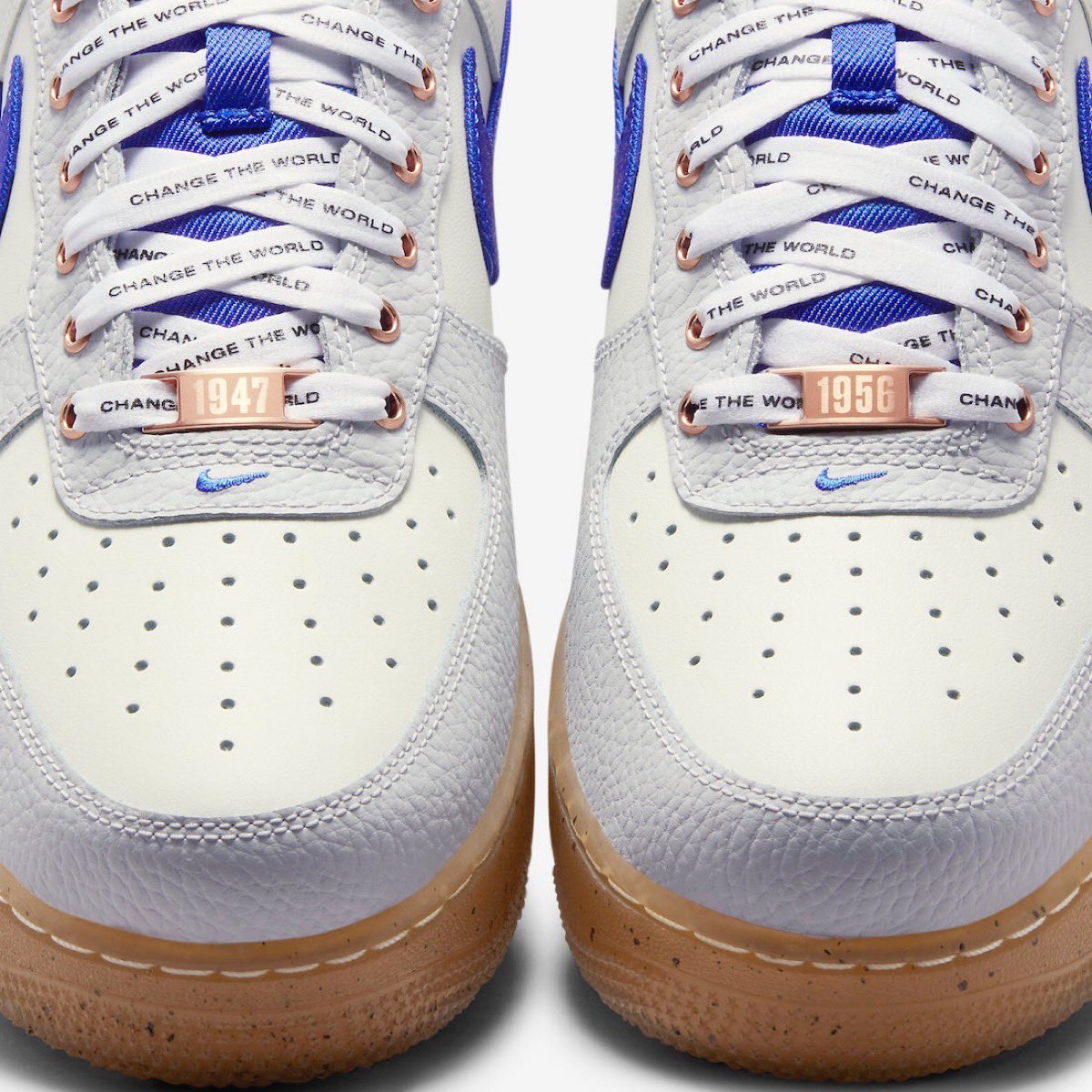 uptod4te's tweet image. 黒人初の伝説的メジャーリーガー ジャッキー・ロビンソンを称えた Nike Air Force 1 Low “Jackie Robinson”が海外4月15日より発売予定 ［FN1868-100］［ナイキ エアフォース1 AF1 ロー］
uptodate.tokyo/nike-air-force…