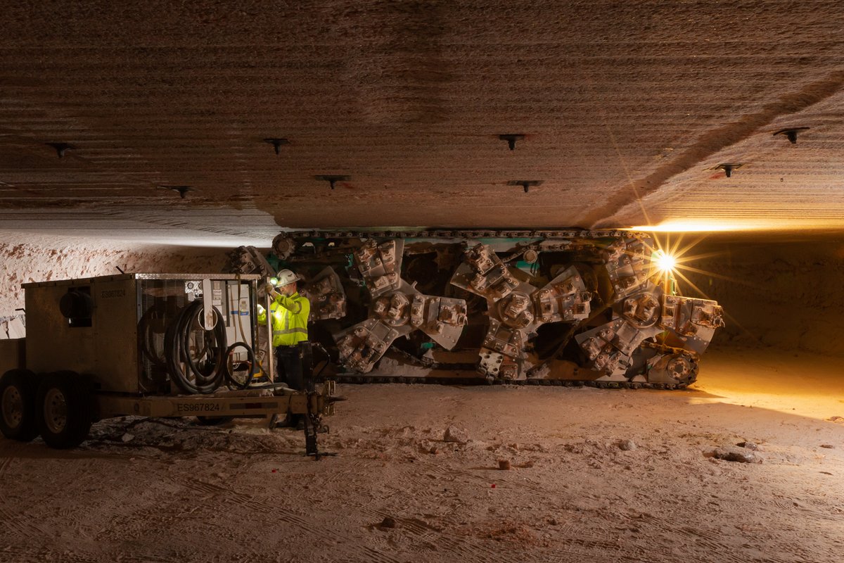 mosaicincanada's tweet photo. One KM underground at K3 near Esterhazy, SK, is one of the largest potash mines in the world.

Learn more about Mosaic's Esterhazy operations: https://t.co/vIagwqvYLW

#K3 #Esterhazy #K3Esterhazy #Potash #Mining #PotashMining https://t.co/AX5xxrYyFc