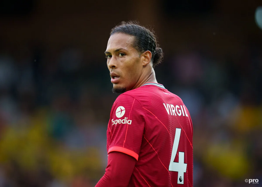 FootballFunnnys's tweet photo. Liverpool fans should apologise for comparing this guy to Terry, Ferdinand, Vidic and Ramos. https://t.co/T2OwG2kGpd