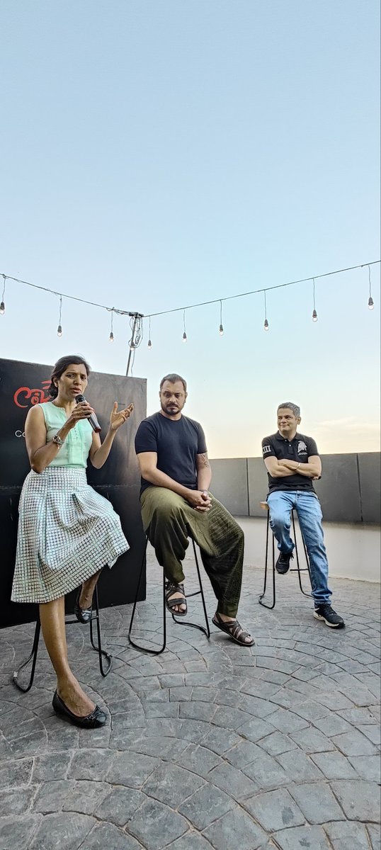 sugandh's tweet photo. It was an amazing evening at #HydTweetMeet.
40+ Tweeple came together to discuss how to work towards a better #Hyderabad.
Thanks @DrShantaThoutam and @AnujGurwara for leading the panel. Thanks to other Tweeple who took out their time to contribute to the discussion. (1/3) https://t.co/1j90Go0OWc