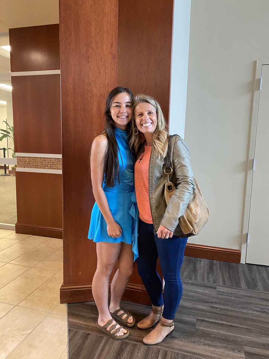 Easter service @ Cottage Hill Baptist Church and ran into one of my softball girls- great seeing you this morning Katelyn!!
Blessed is an understatement 💕✝️