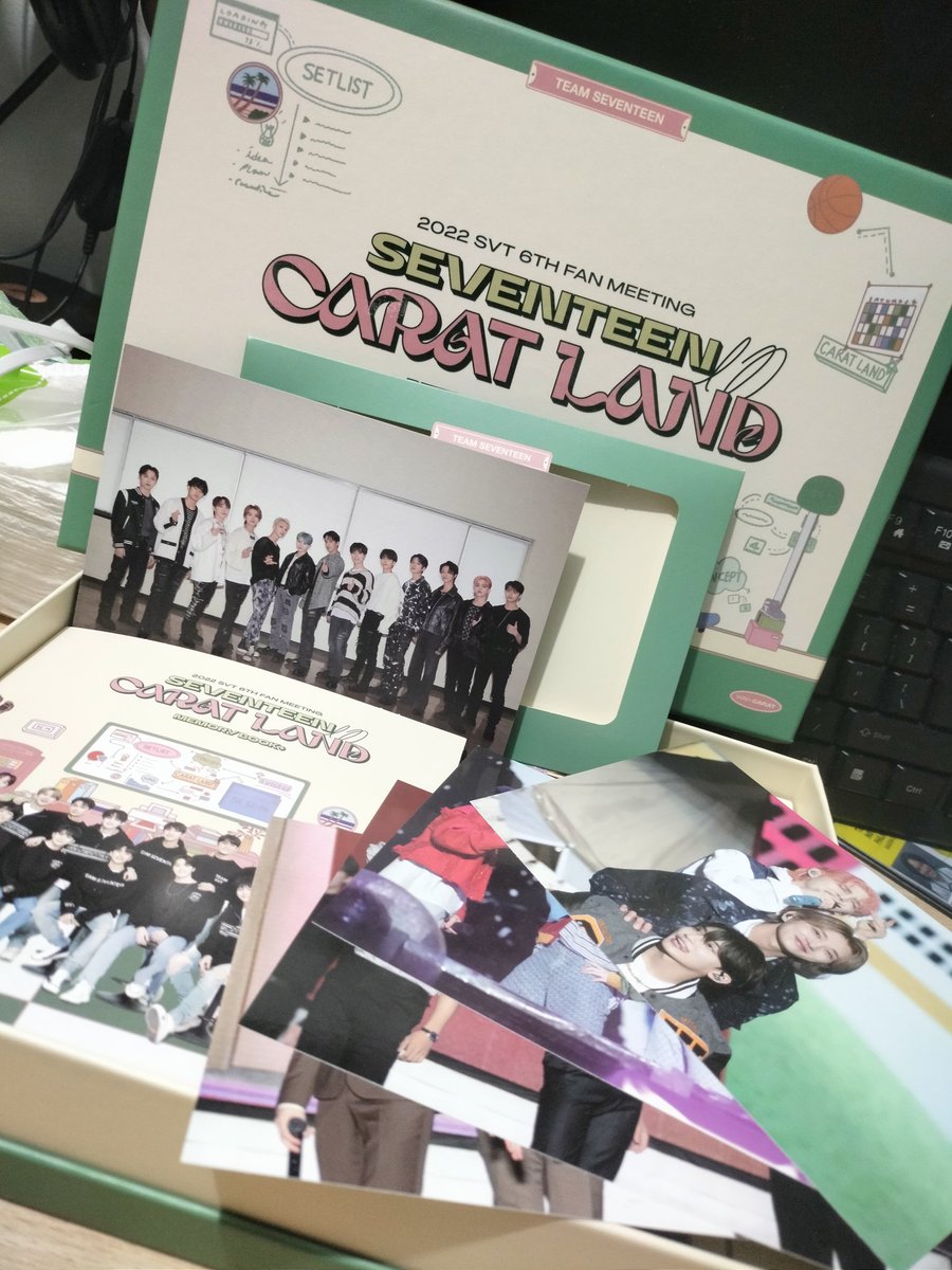 sound_of_rei's tweet photo. 💎8th Anniversary Giveaway✨
Seventeen Caratland 2022 Memory Book DVD
✨Complete inclu except pcs

💎MFB 
💎Rt this post
💎Tag your carat friends

❣️winner must shoulder lsf
❣️Ends on May 26 2023
Goodluck💋 https://t.co/P2AsoHf52b