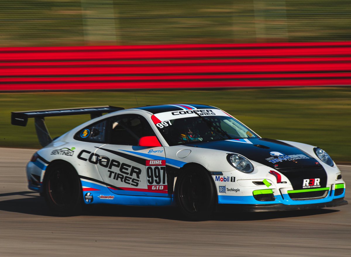 ShiftUpNow's tweet image. Mid race update: Laura Hayes continues to lead, and the #ShakeDown for this brand new platform for our trip of racers @erinvogelracing, @LoniUnser and @SarahMRacing continues at Mid Ohio!

#ShiftUpNow #TeamCooperTire #JoinBellGoFast