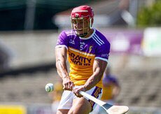 The club expresses it’s full support at this time to Senior player @LeeChin8 after yesterday’s disgraceful scenes in Carrick-on-Suir. Lee has been a superb player for us for over 20 years, is a fantastic clubman & a hugely positive influence on our young boys & girls. 1/2