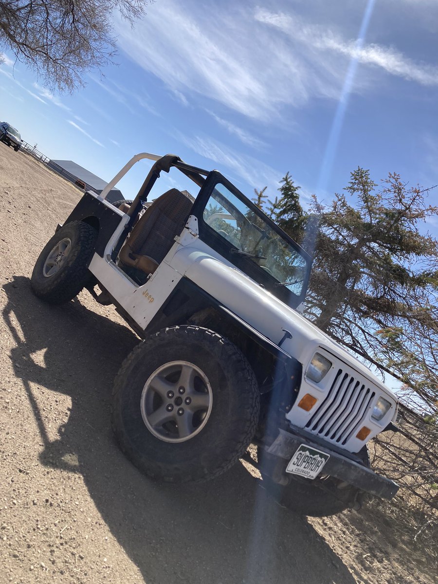 MarkertBrandon's tweet photo. Tops off #jeepin https://t.co/7POtV27Nil