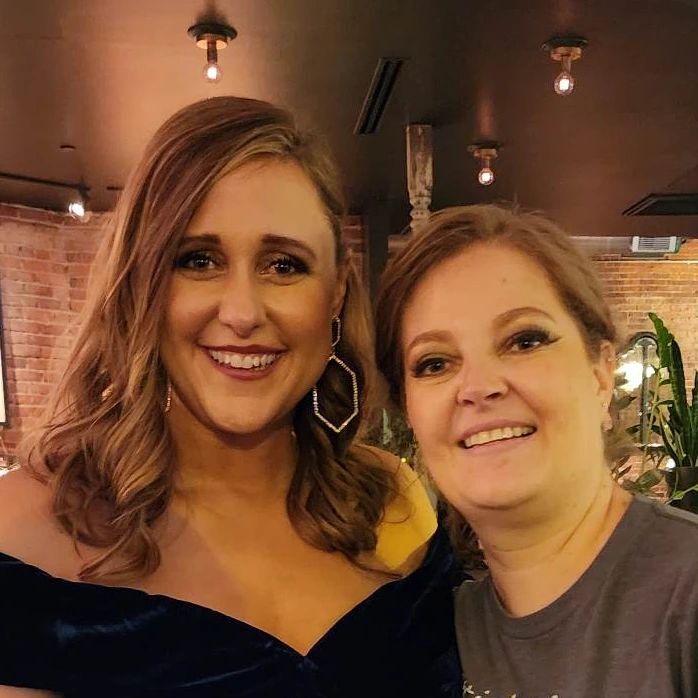 FSMeurinne's tweet photo. Amy Daws
Luv u Amy, so happy to have been able to share this amazing week with you.
#readerstakedenver #RTD23 #WaitWithMe #waitwithmemovie https://t.co/wdvu1s9lni https://t.co/mW11Hwoot2