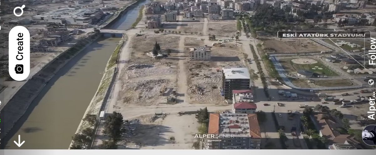 Kolonları kestiniz hotel yaptınız,  show room yaptınız, derenin sağına soluna bina yaptınız, tarım arazilerine yüksek binalar yaptınız...
Hem KKTC'yi hem de TC'yi yasa boğdunuz...
Belli ki adalet tecelli etmeden akıllanmayacaksınız!
Bu yüzden nöbetteyiz...
#isiasadaletnöbeti