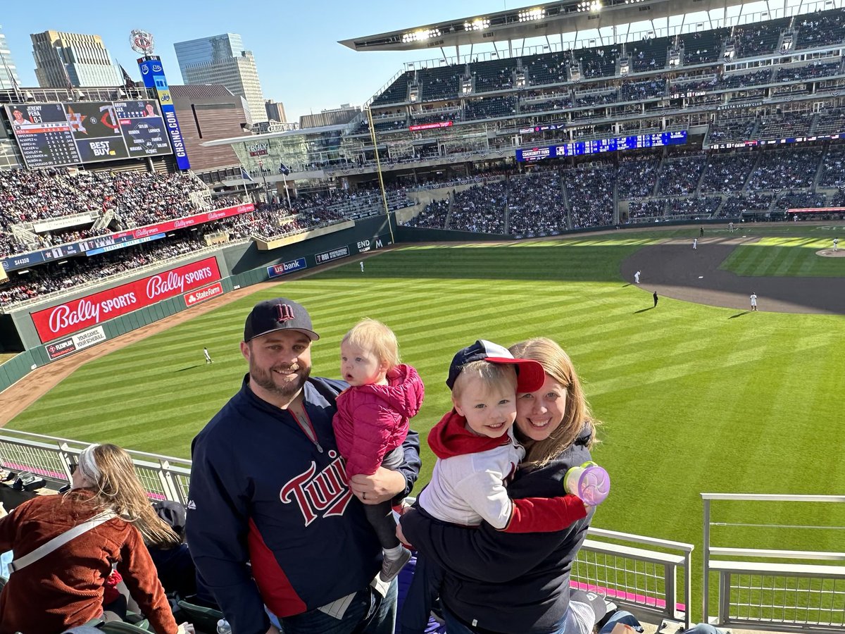 Meagan Lenz tweet media