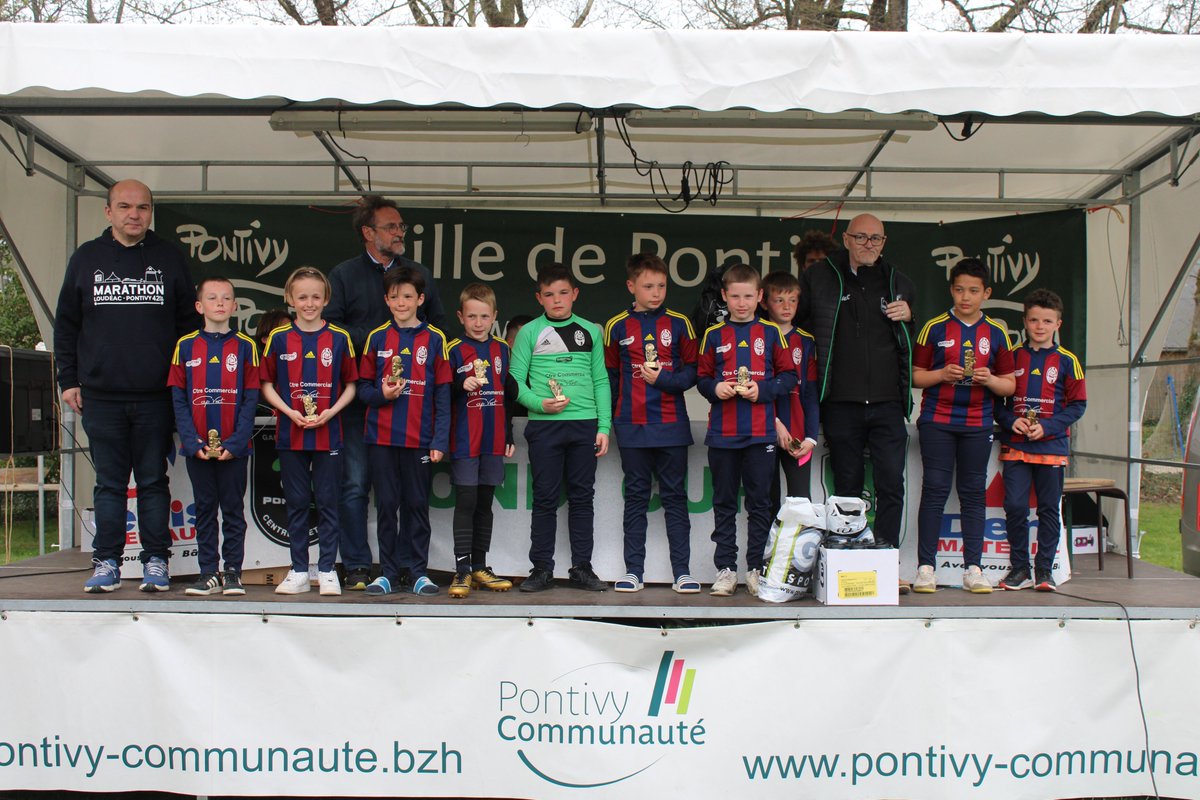 🏆 Le <a href="/VOC_officiel/">Vannes Olympique Club</a> vainqueur de l'édition 2023 en battant l'AS Ménimur (2-1) ! ✅
Rostrenen complète le podium et la BO Questembert termine 4ème ! 👏