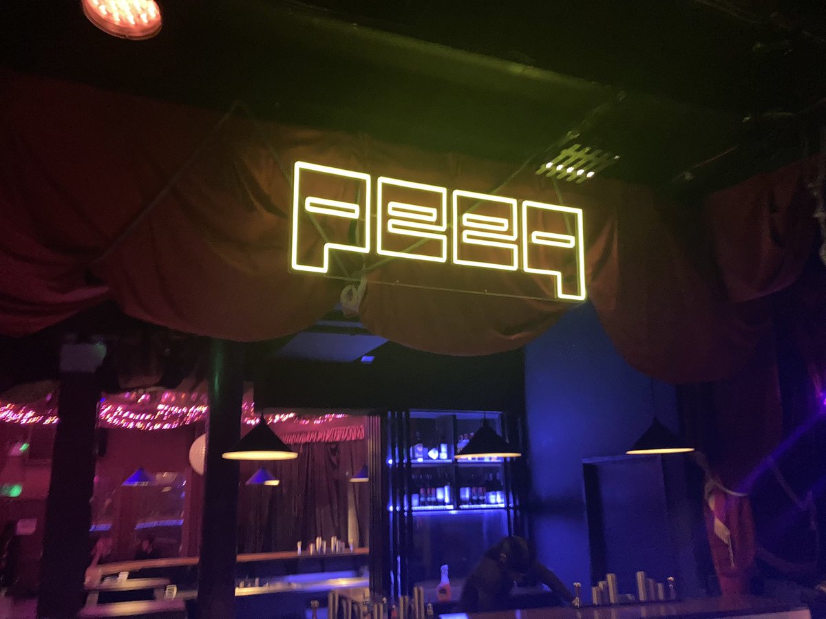 woozlindemon's tweet image. Everyone else here in London is off at #StarWarsCelebration2023 but I’m over here at spooky immersive  theatre 😅😅😅
#theburntcity #punchdrunk