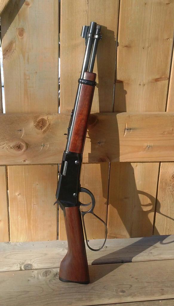 BobsonThompson's tweet photo. @HardlyPoor Mare's Leg .22 lr. My favorite plinker. https://t.co/0VhYTnAf8E