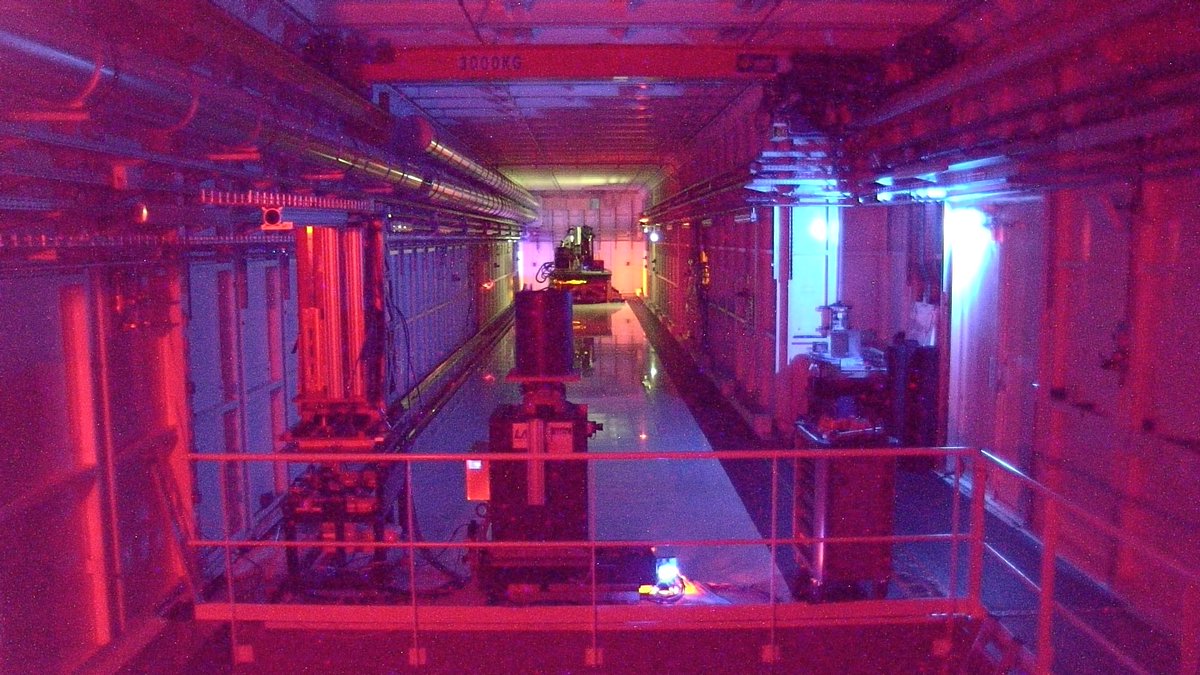 vincent fernandez (@vinfernand) on Twitter photo Disco vibes on the BM18 beamline <a href="/esrfsynchrotron/">European Synchrotron</a>
The hutch is in the dark and this is a composite of 100 images taken with the webcam, picking up the glow of various lights (the red glow is from the light sign indicating X-rays are on, green glow is from the emergency exit) Disco vibes on the BM18 beamline <a href="/esrfsynchrotron/">European Synchrotron</a>
The hutch is in the dark and this is a composite of 100 images taken with the webcam, picking up the glow of various lights (the red glow is from the light sign indicating X-rays are on, green glow is from the emergency exit)