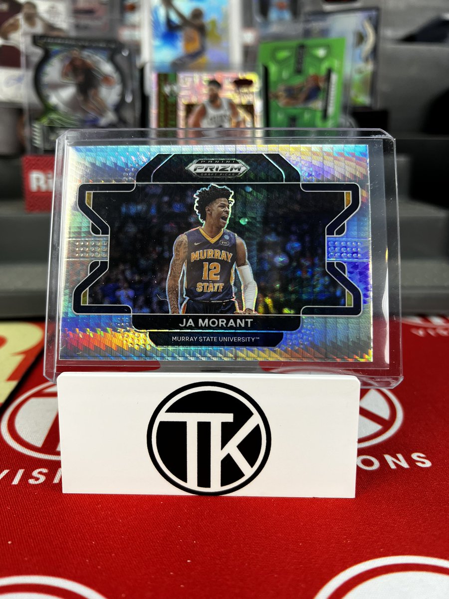 TkCards23's tweet photo. Ja Morant variations 😍
#jamorantvariation #jamorantcollector #paniniprizm #prizmdraftpicks #whodoyoucollect https://t.co/KwoTKTqQxB