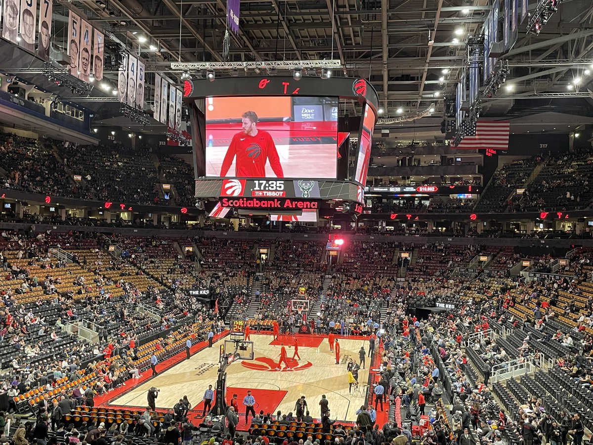 Family trip all the way from Florida for the last game of the season <a href="/Raptors/">Toronto Raptors</a> <a href="/Bucks/">Milwaukee Bucks</a> <a href="/NBA/">NBA</a> BUT <a href="/Giannis_An34/">Giannis Antetokounmpo</a> <a href="/Jrue_Holiday11/">Jrue Holiday</a> <a href="/Khris22m/">Khris Middleton</a> <a href="/pskills43/">pascal siakam</a> <a href="/FredVanVleet/">Fred VanVleet</a> all sitting out 😳 #WeTheNorth 😡