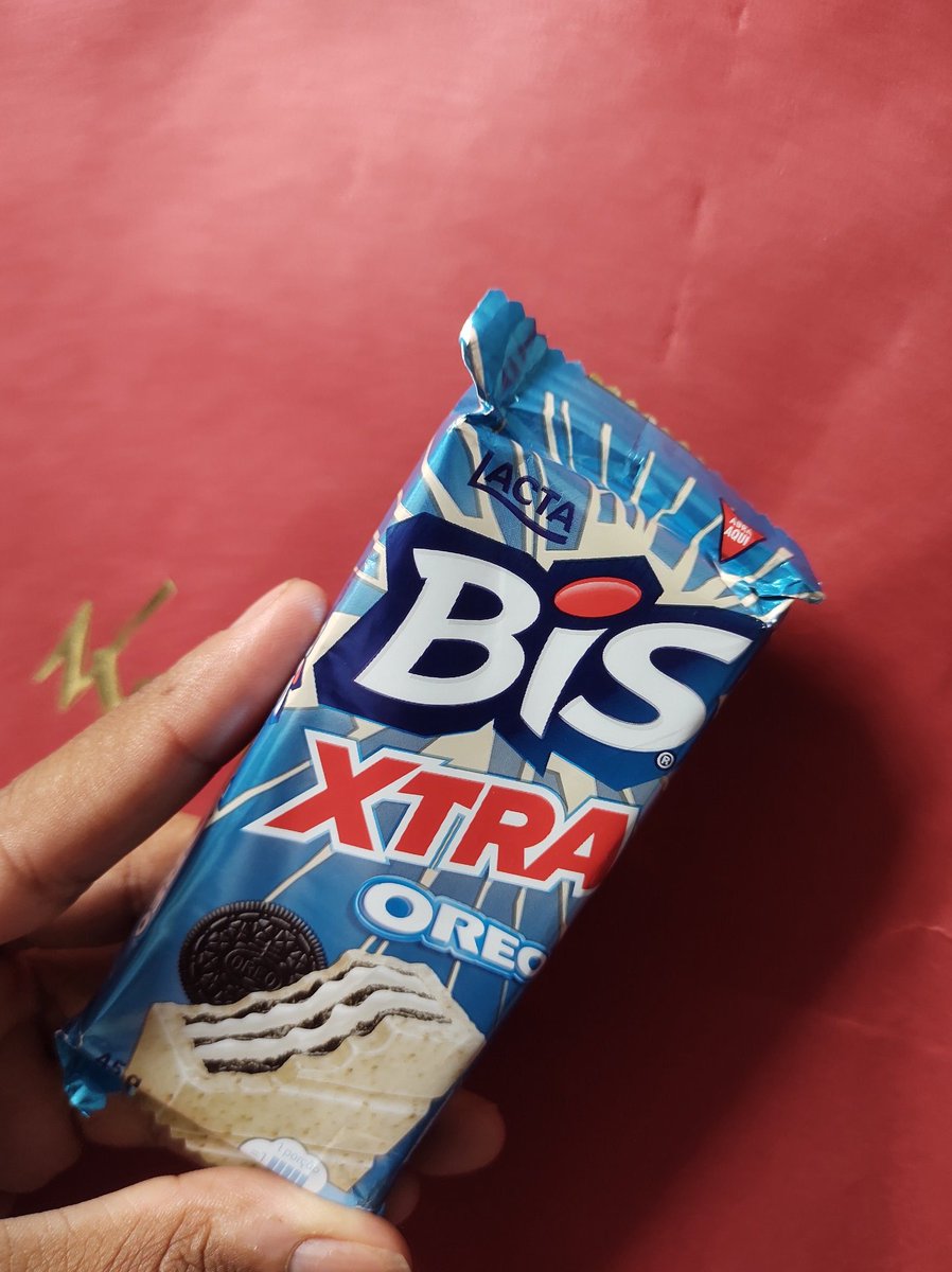 Alexandre736479's tweet photo. Gente eu não gosto do biscoito Oreo, más isso aqui e maravilhoso obrigado @Lacta 💕 https://t.co/le0jq4Wodf