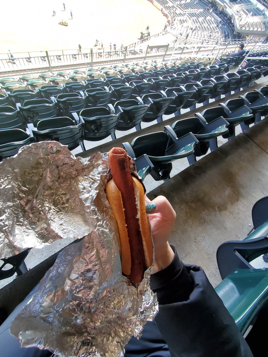 ridestheq46's tweet image. #metspregame #HappyPassover