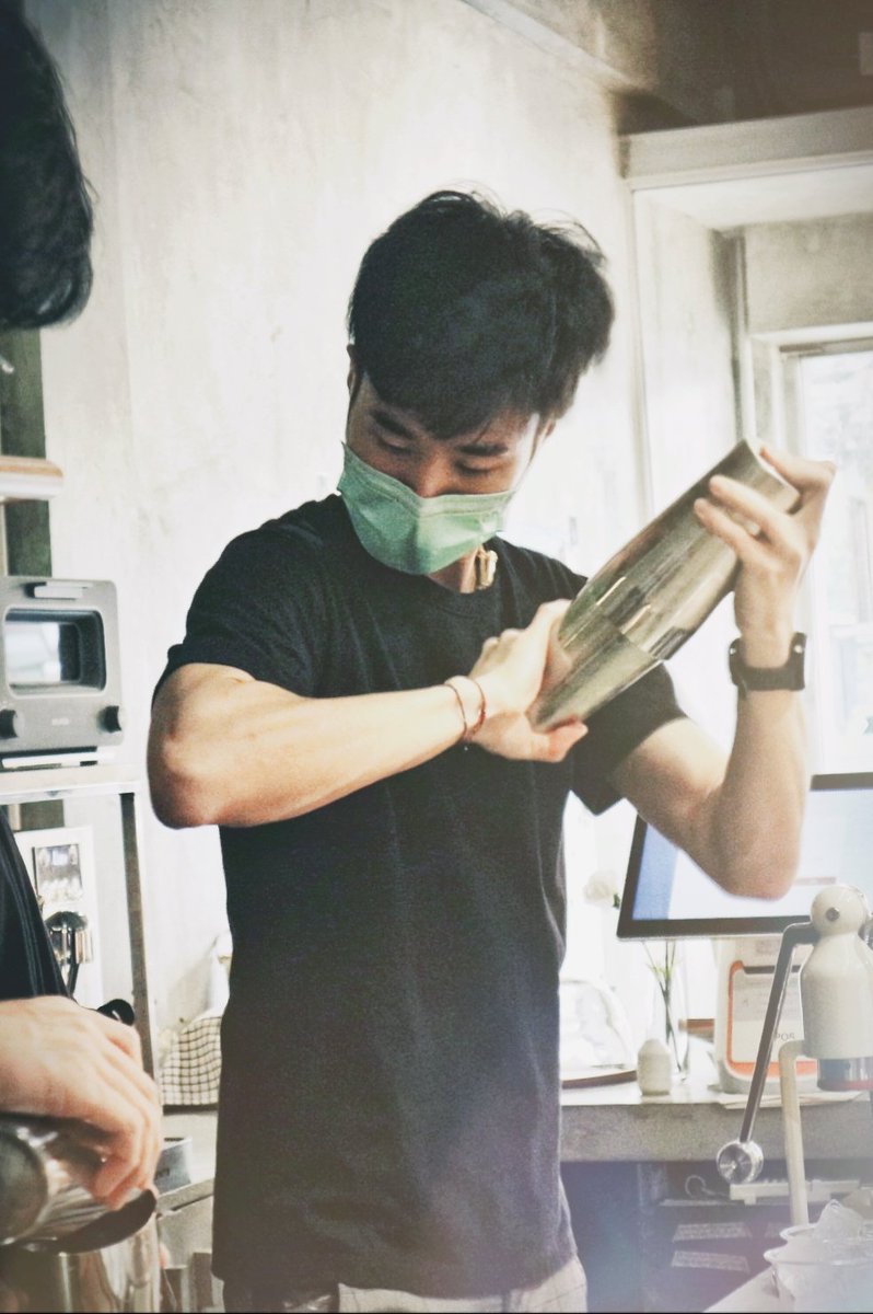 NattsuARest's tweet photo. ขอเสียงชาวด้อมรัชโยธินด้วยค่าาา
ชอบใครให้ดูเพื่อน เออ เพื่อนเขาดีจริงค่าาาาาา https://t.co/Q3hHYHM4VL