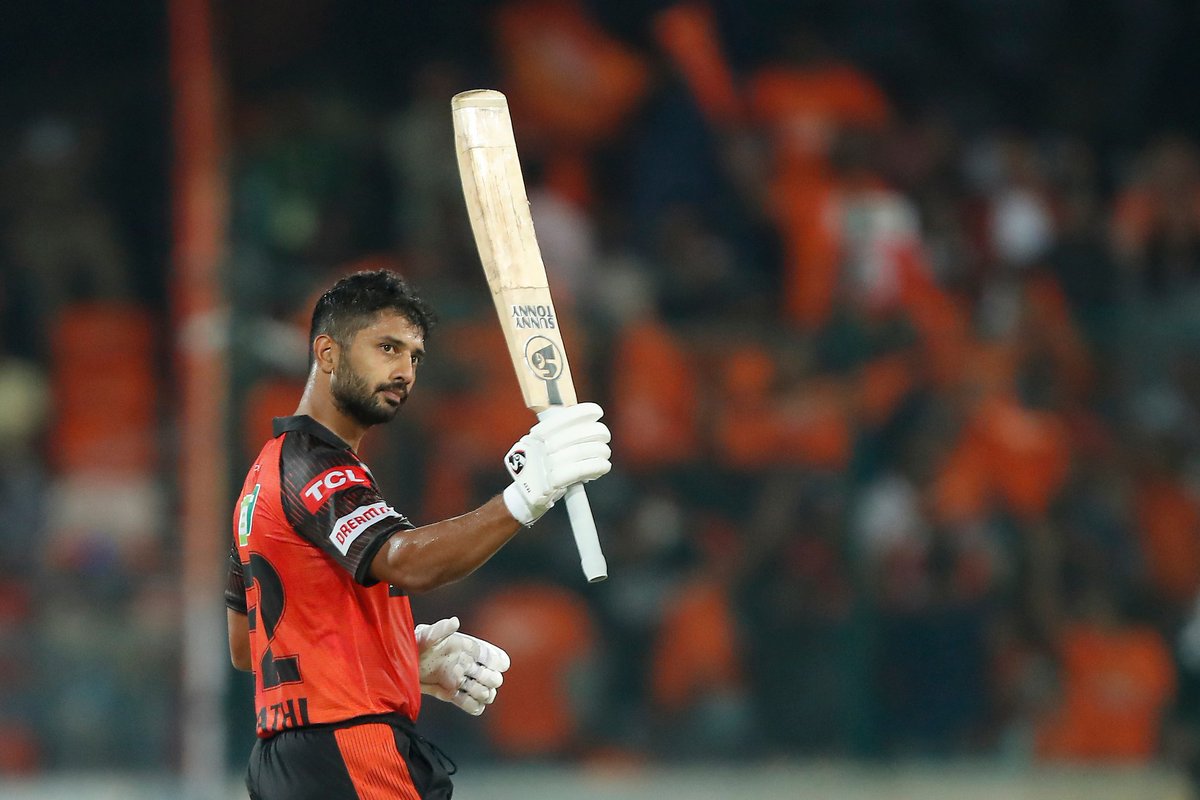 CricCrazyJohns's tweet photo. Rahul Tripathi, outstanding knock in the chase for SRH.

74* runs from 48 balls including 10 fours &amp; 3 sixes after losing the first 2 games in the season. https://t.co/QyB8JJFk2c