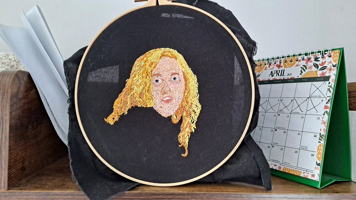 HandmadeHeartz's tweet photo. BEHOLD!
My first attempt at an embroidered portrait!

This was done in shades of coral for this #AutismAcceptanceMonth's #AutisticCreativeFestival's #InfiniTints by @tismoonie.
The prompt was "Calm Coral: What brings you peace?" The model is my partner, @ablondpanda.  💝 https://t.co/sl6tsyTIVx