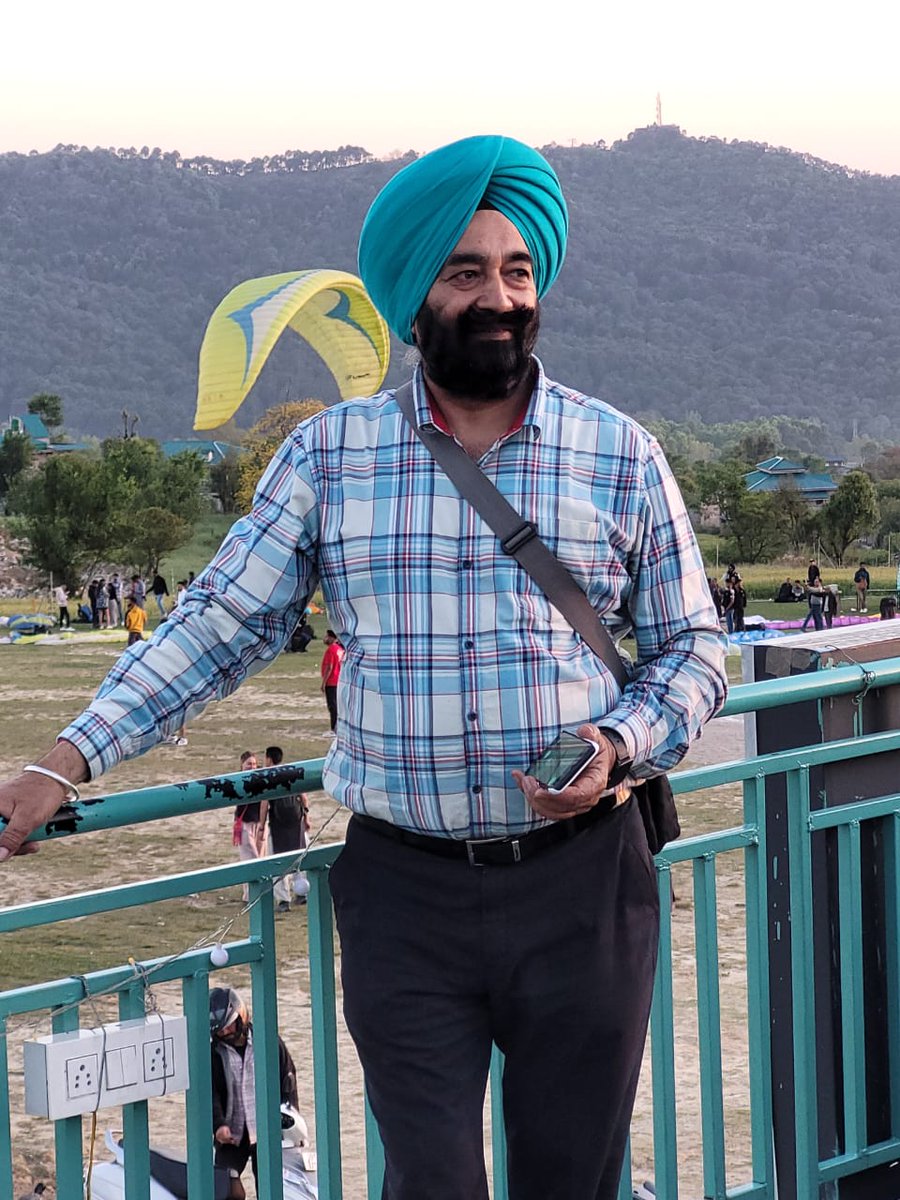 Harbans40048615's tweet photo. Landing ground for paragliders https://t.co/JshudknCra