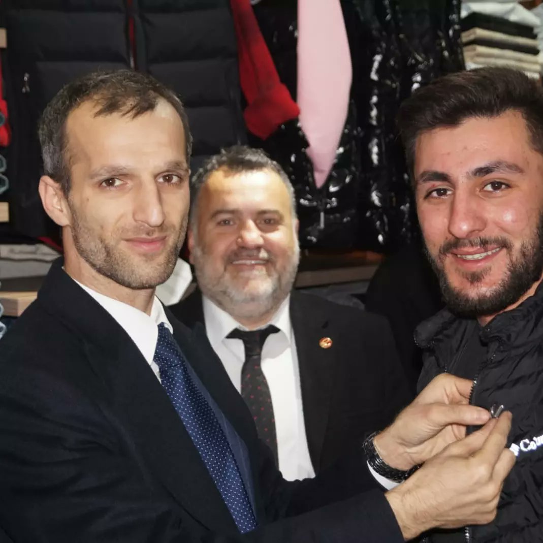 RpSancaktepe's tweet photo. Yeniden Refah Sancaktepe'den Seçim Çıkarması 1 Bölge Milletvekili Adayımız Sn Cemil CEBİR İlçe Sorumlumuz Sn Yavuz ACAR ve İlçe Başkanımız Sn Ekrem Yahya ATEŞ Katılımıyla Fatih Mahallesi'nde Esnaf Ziyaretinde Bulundular Hayırlara Vesile Olsun.
@ErbakanFatih @cemilcebir @YahyaAtes https://t.co/3nOVUlXcC8