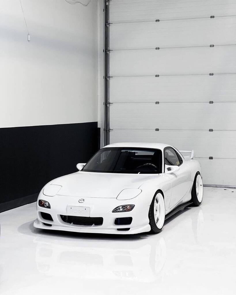 Lowered Lifestyle tweet media