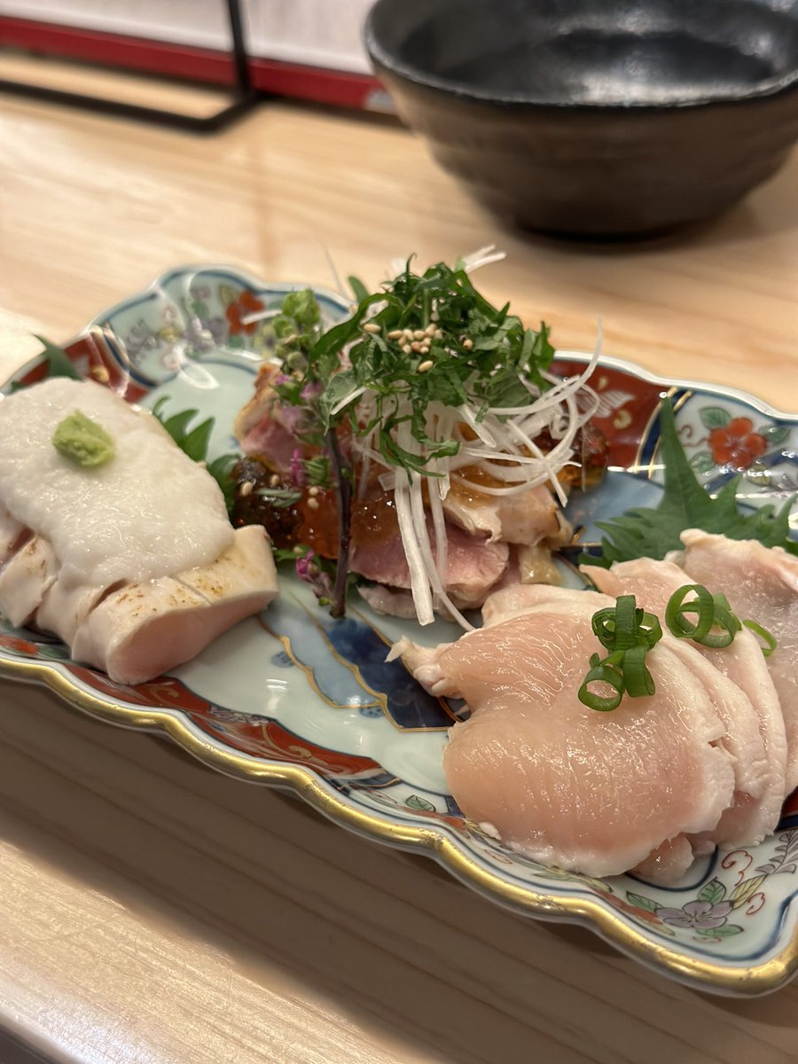 FavoriteGourmet's tweet photo. 鶏刺。 https://t.co/K96PLDXAUz