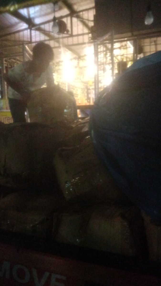 jakartatranspor's tweet image. #cargotracking, #cargomurahdancepat, #cargomurahjakarta, #cargoindonesia, #cargolaut, 
#pengirimanbarang,#jasapengirimanbarang, #jasaekspedisimurah,  #ekspedisibarang, 
#ekspedisipengirimanbarang, #forwarderdoortodoor, #domestik  #tpmcargo_logistik, tpmcargologistik.wordpress.com