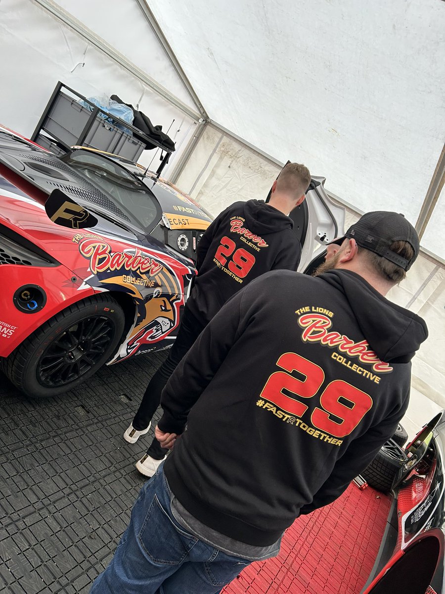 So far so good here at <a href="/Oulton_Park/">Oulton Park</a> for the first race of <a href="/BritishGT/">🇬🇧 #BritishGT 🏁</a> with our beautiful @TheLionsBarbers <a href="/McLarenAuto/">McLaren Automotive</a>