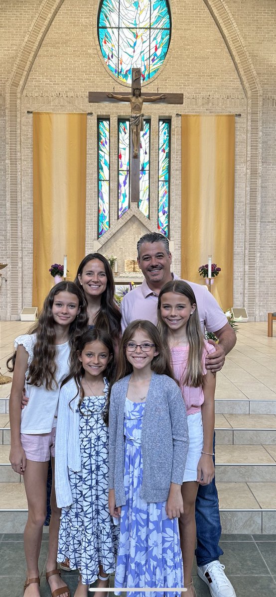 BostonRob's tweet photo. Happy Easter! https://t.co/t2u6l5K26s