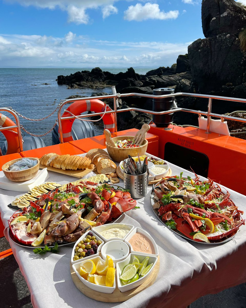 Scottish Seafood at its finest 😍

#scottishseafood #seafood #islay #islaywhisky #islayseafood #argyll #hebrides #boattrip #travelscotland @VisitScotland @VisitScotNews @wildaboutargyll @wildscotland