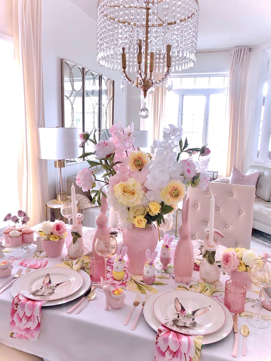 Happy Easter! 💖🌼🐇🌼💖
The bunnies are everywhere in my home!😂🐰Enjoy a beautiful holiday weekend everyone!💞

#EasterTable #Tablescape #EasterDecor #EasterDecorations #Easter2023  #MyPinkHome #mybhg